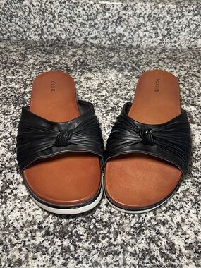 Torrid Black Knot Slide Sandals Size 12WW Beach Vacation Open Toe Comfort
